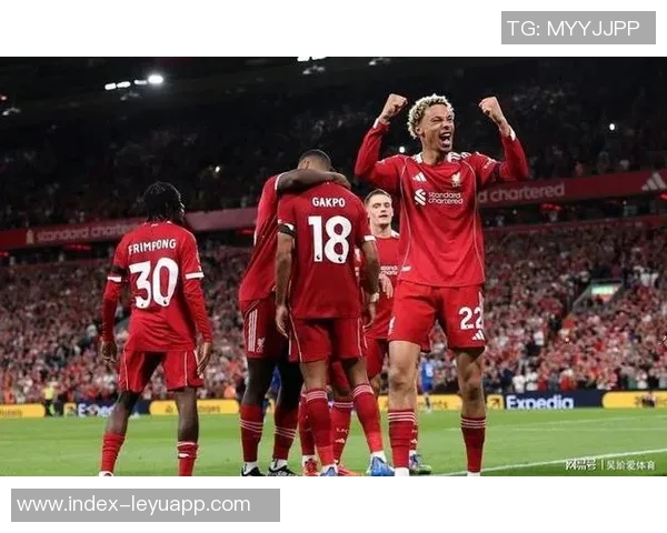 利物浦新海报亮相对阵利兹联维尔茨阿利松伊萨克齐聚一堂